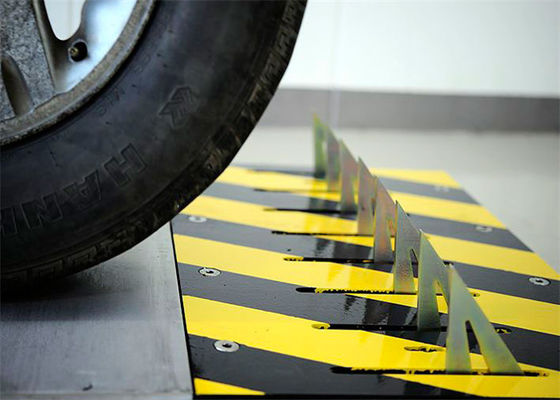 도로 안전 304 스테인리스 스틸 스파이크 40T 무게 용량과 2 세의 승강시간