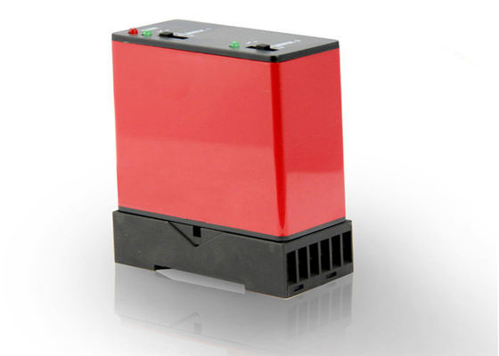 자동 보정 기능과 차량 감지를 위한 20 kHz ~ 170 kHz 주파수 범위를 갖춘 이중 채널 유도 루프 감지기