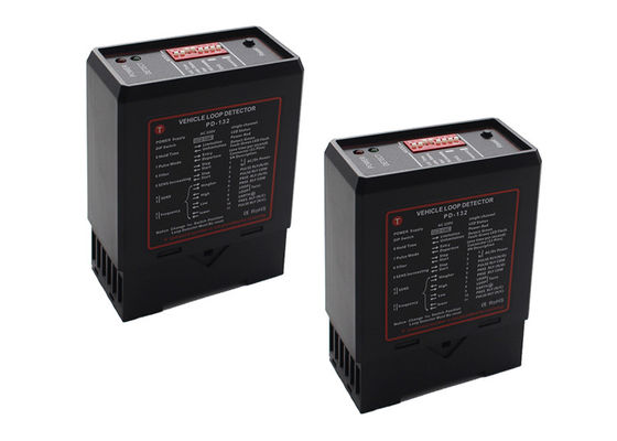 차량 루프 탐지기 100ms 반응시간 240V/5A 출력 릴레 및 안전 경비 접근로를 위한 조정 가능한 감도